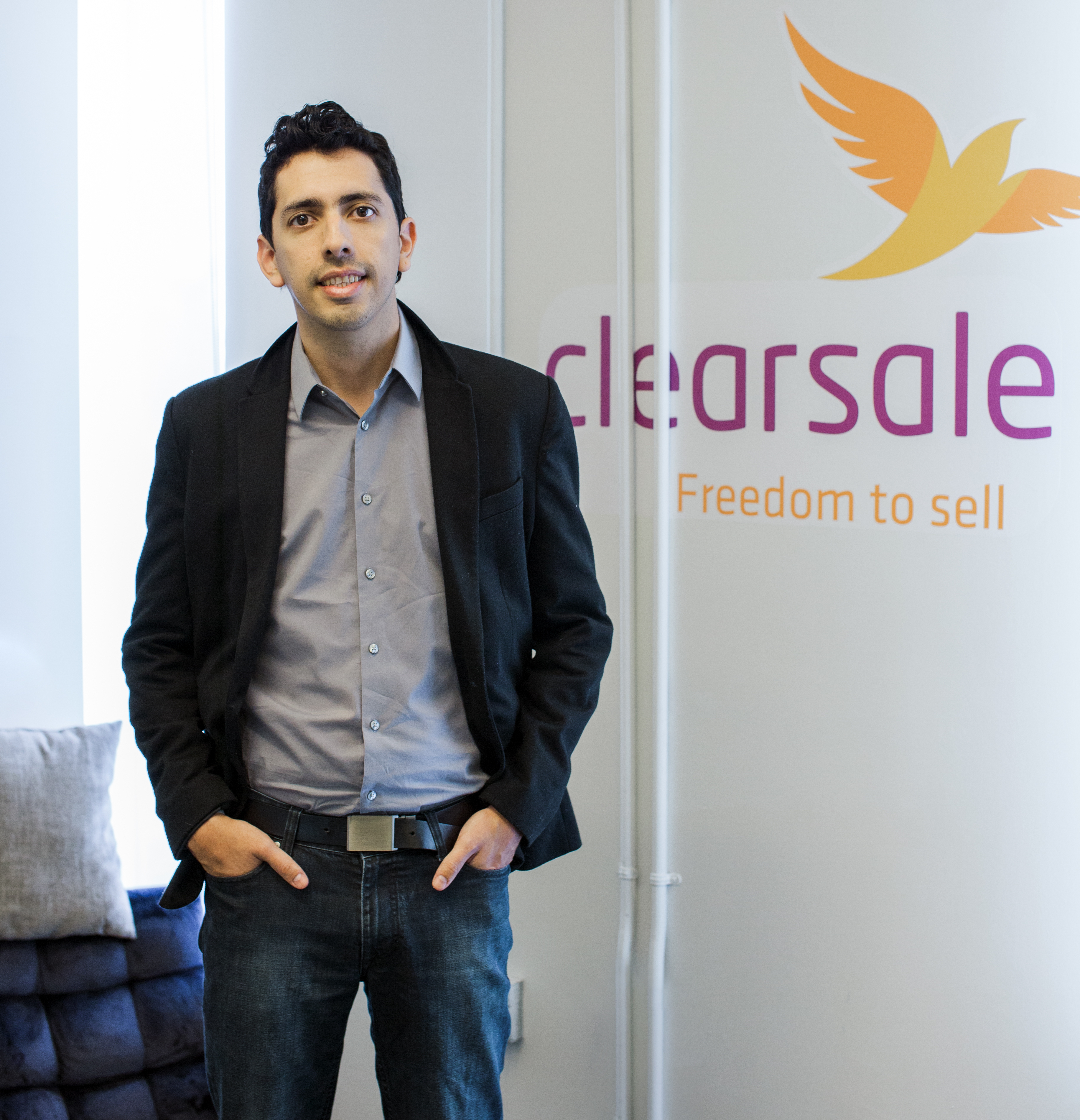 Clearsale CEO Rafael in jeans and sports jacket