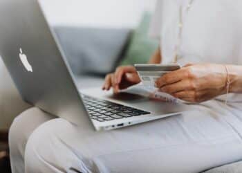 No Significant Fraud Increase Post-Thanksgiving Amid Strong 2023 Holiday eCommerce Sales