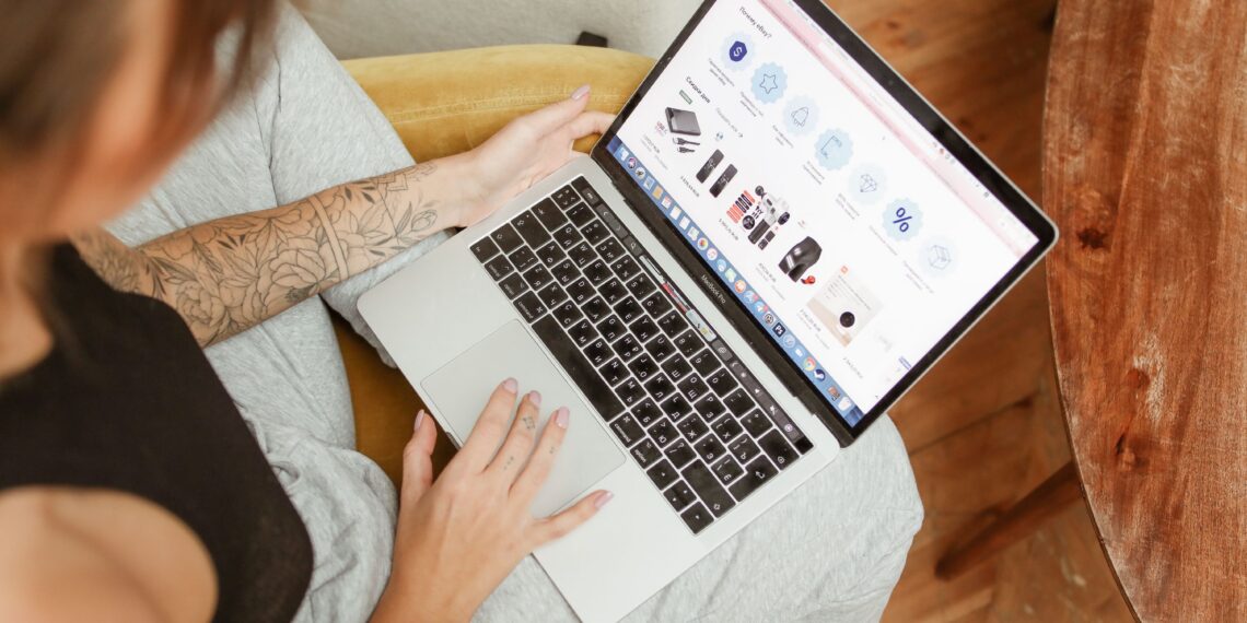 Common Dropshipping Supplier Red Flags Every Store Owner Must Know